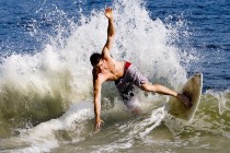 欧冠女足决战在即，欧冠女足赛制？